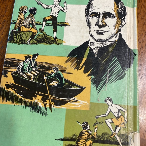 Sam Houston Boy Chieftain hardback and paperback Red Dog. - Picture 10 of 14